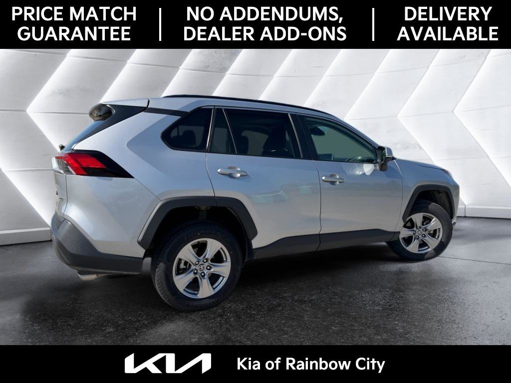 Used 2023 Toyota RAV4 XLE w/ Convenience Package FWD image 5