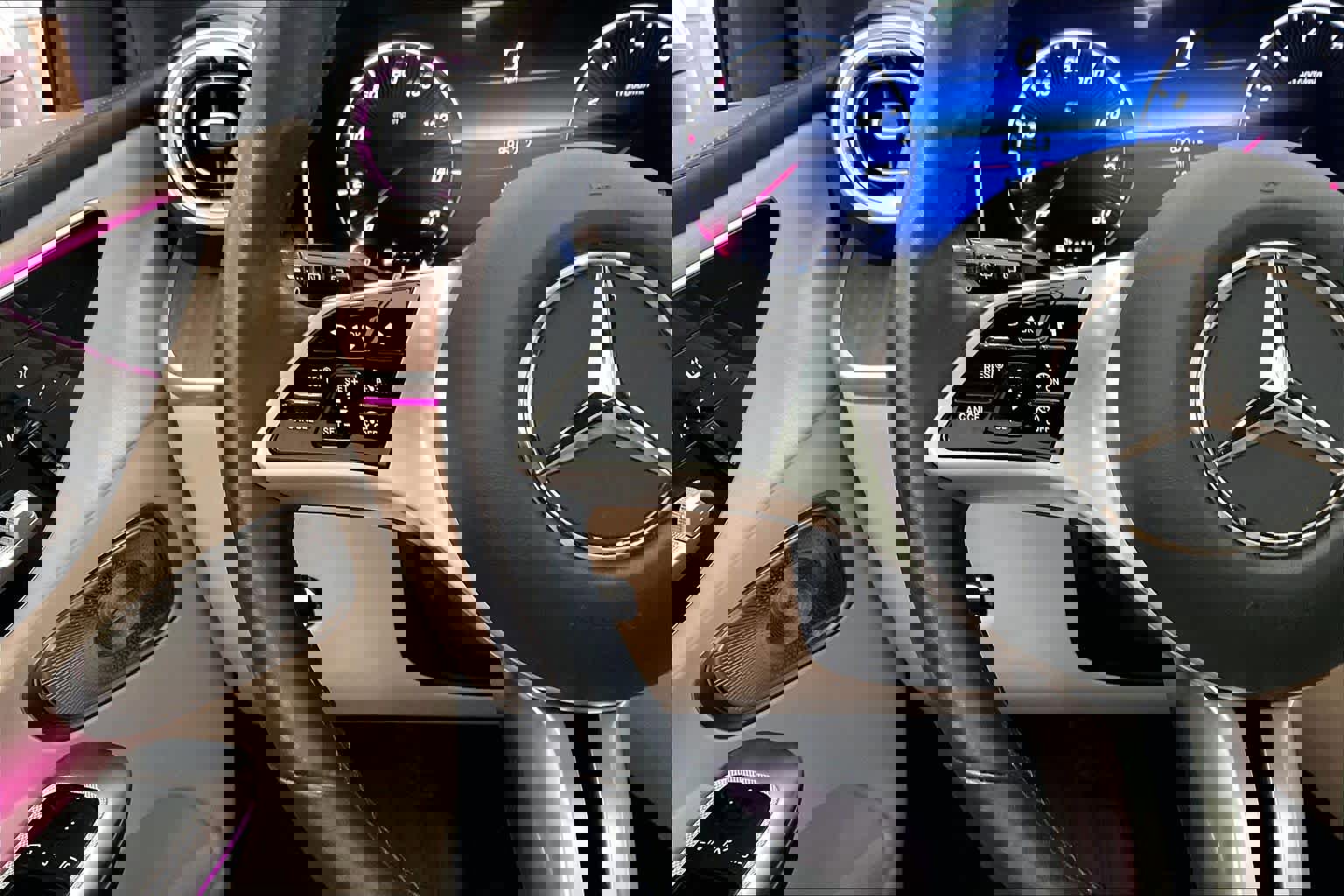 Used 2023 Mercedes-Benz GLC 300 4MATIC image 25