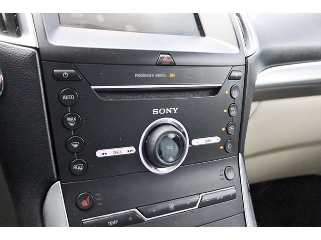 Used 2015 Ford Edge Titanium FWD image 25