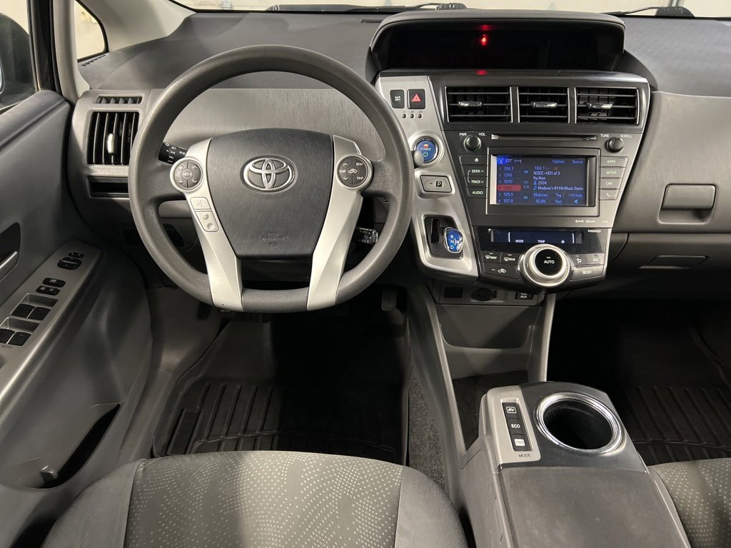Used 2014 Toyota Prius V Three image 8