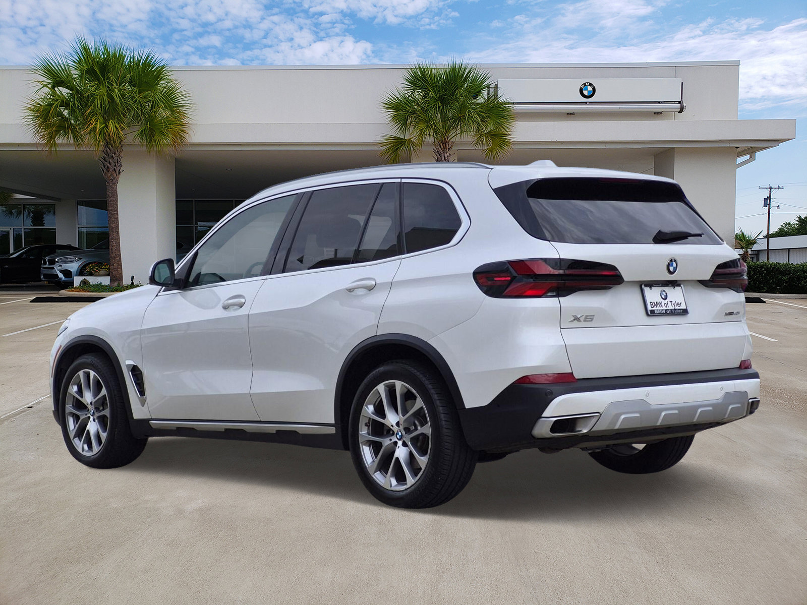 Certified 2026 BMW X5 xDrive40i w/ Climate Comfort Package image 6