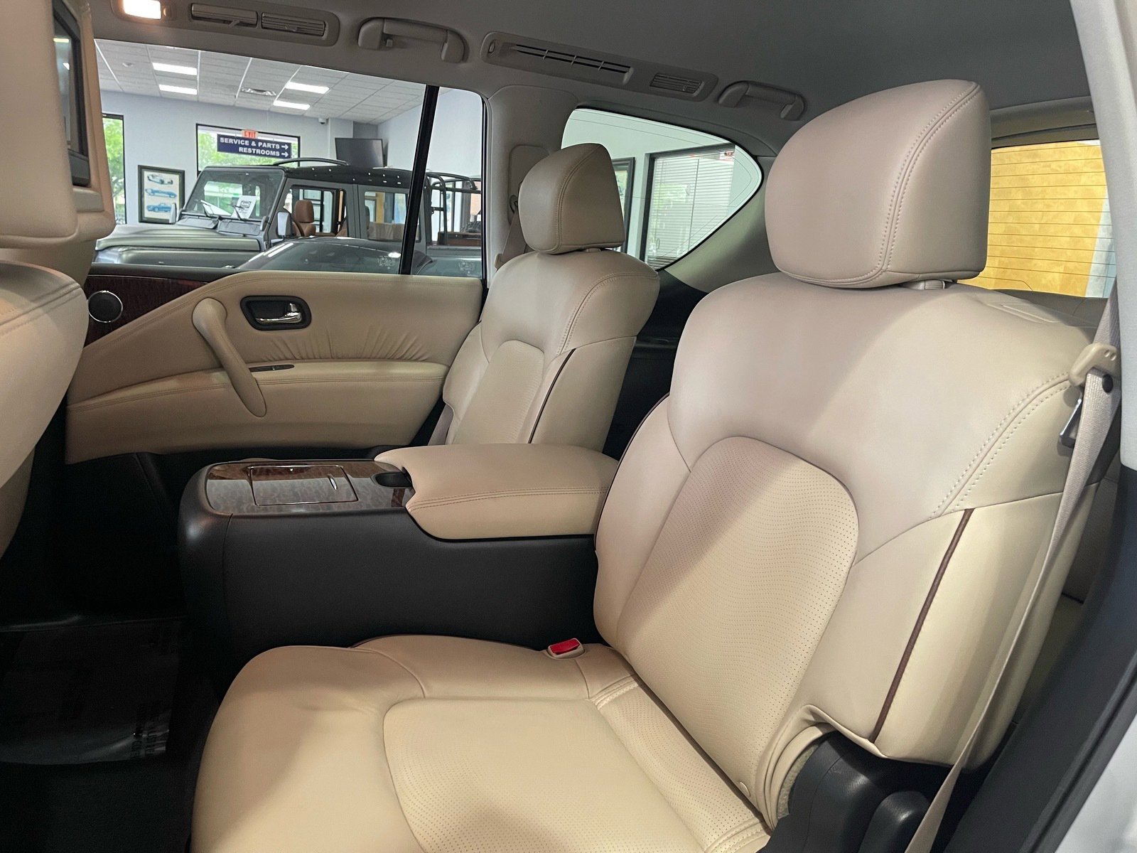 Used 2017 Nissan Armada Platinum w/ Captain Seat Package RWD image 35