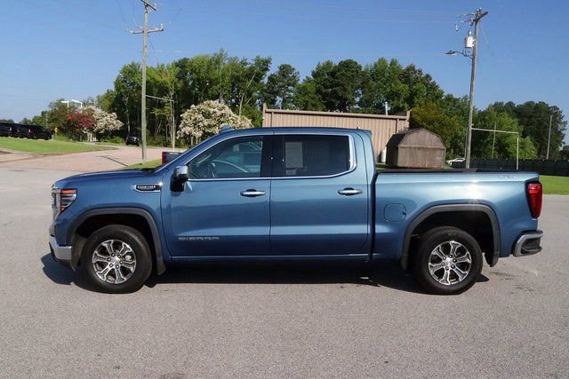 Used 2024 GMC Sierra 1500 SLT AWD/4WD image 4