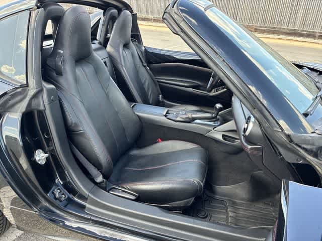 Used 2017 MAZDA MX-5 Miata RF Grand Touring RWD image 21