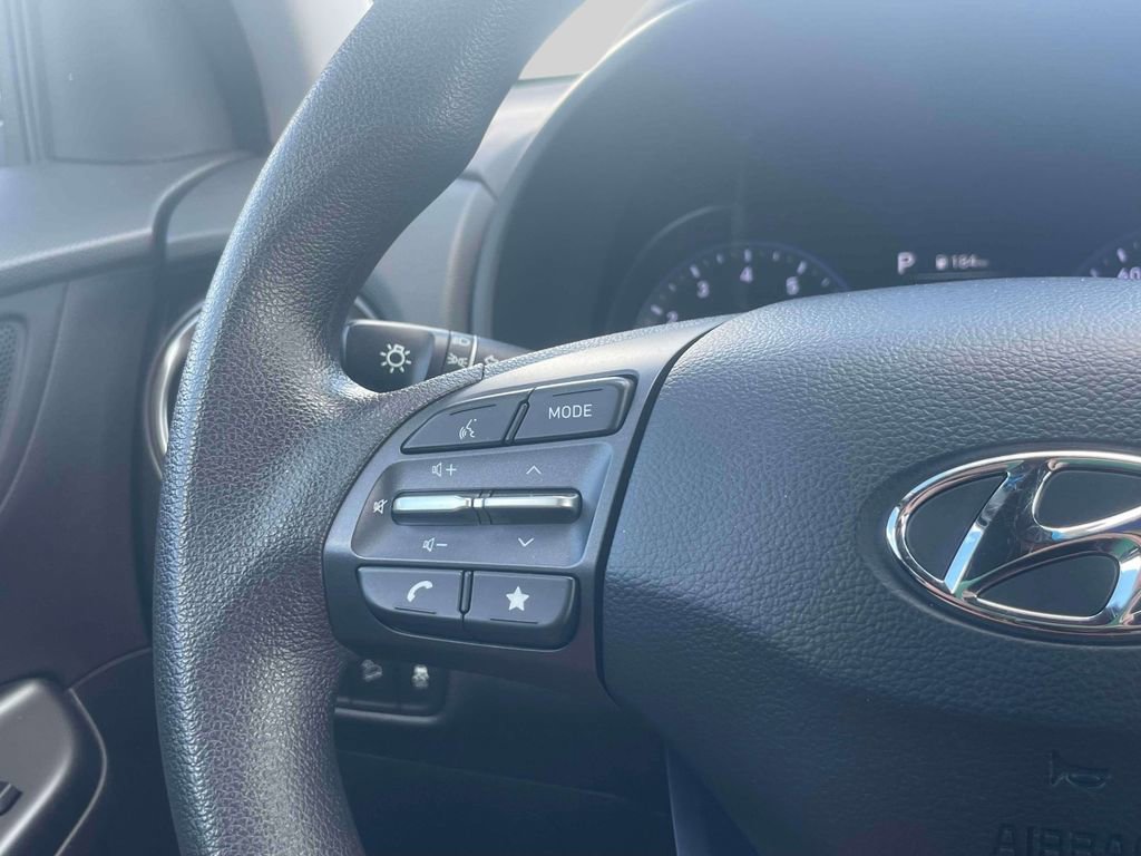Used 2023 Hyundai Kona SEL image 21