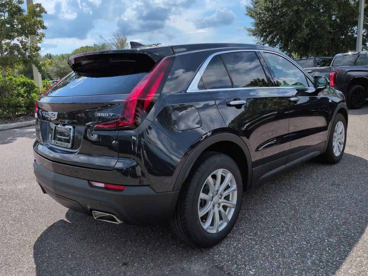 Used 2023 Cadillac XT4 Luxury FWD image 6