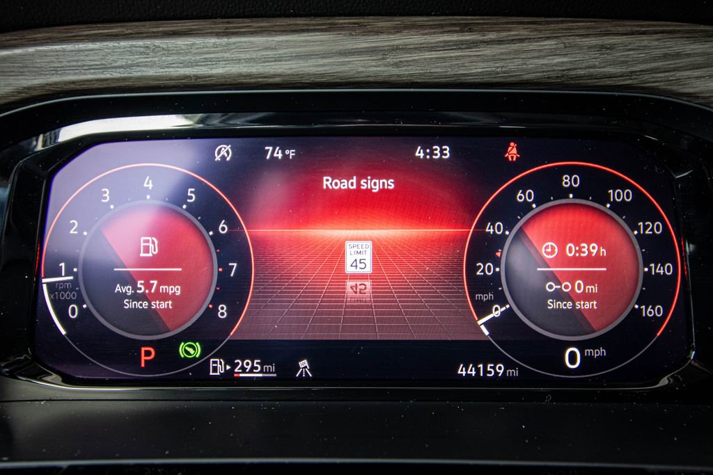Used 2024 Volkswagen Atlas SEL Premium R-Line AWD/4WD image 38