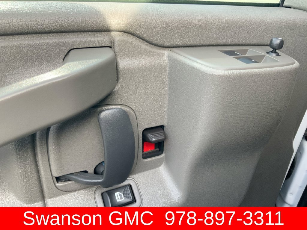 Certified 2024 Chevrolet Express 2500 w/ Driver Convenience Package RWD image 20