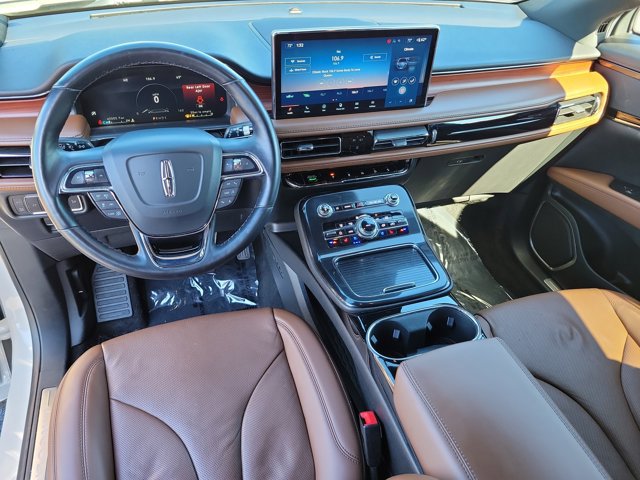 Used 2022 Lincoln Nautilus Reserve image 17