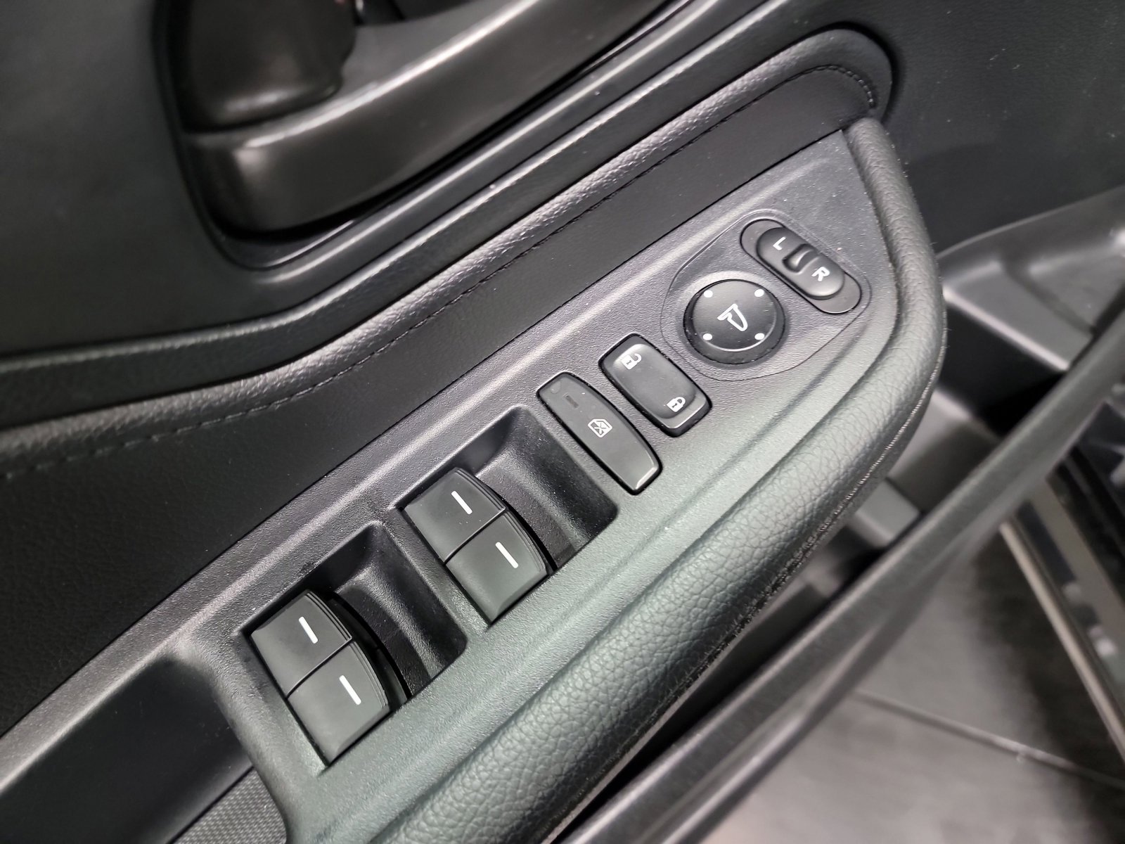 Used 2023 Honda Odyssey Sport image 14