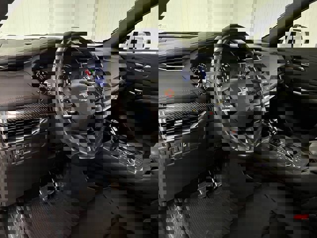 Certified 2023 Cadillac XT4 Sport w/ LPO, Onyx Lite Package image 14