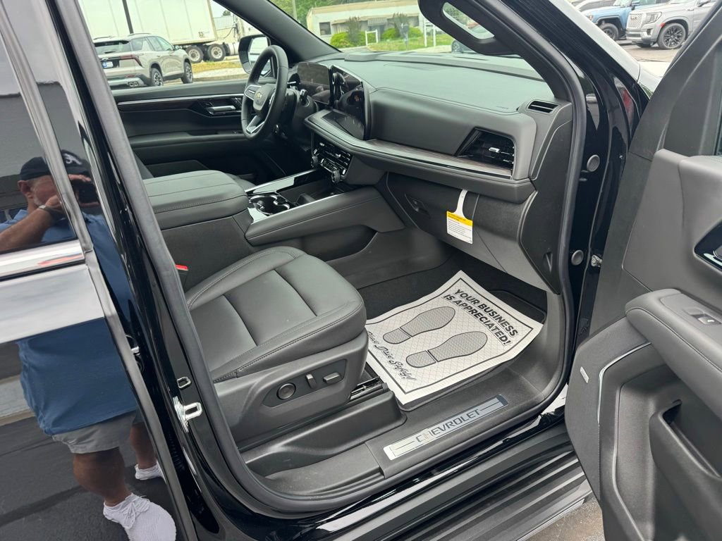 New 2026 Chevrolet Tahoe LT w/ Comfort Package RWD image 14
