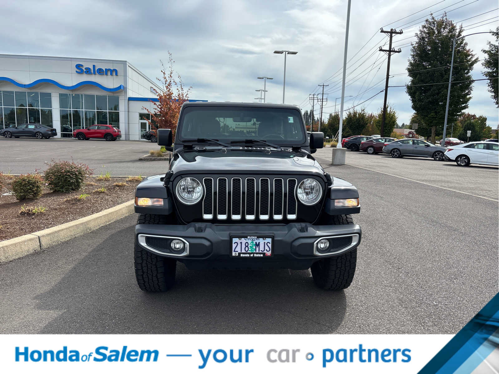Used 2020 Jeep Wrangler Unlimited Sahara AWD/4WD image 6