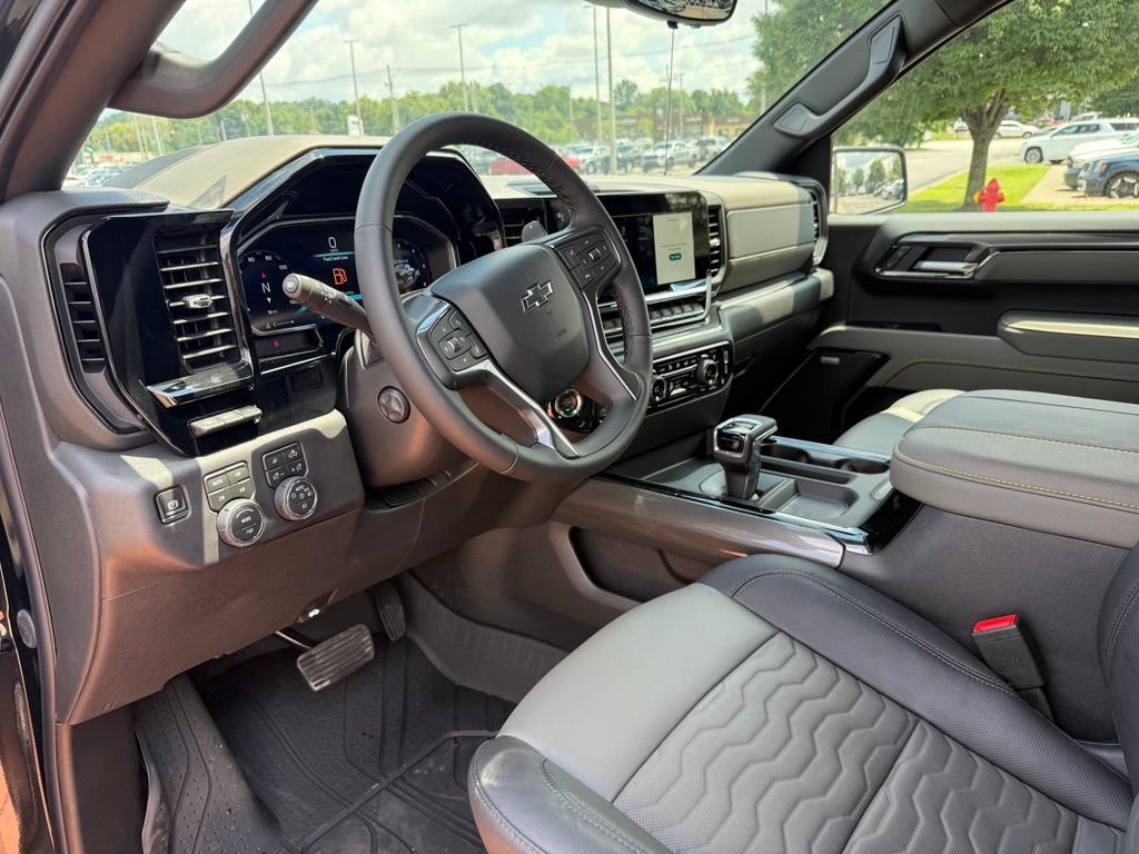 Used 2026 Chevrolet Silverado 1500 ZR2 AWD/4WD image 11