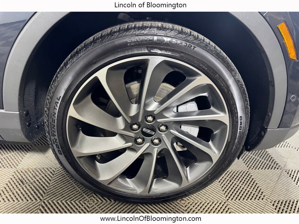 Used 2022 Lincoln Nautilus Reserve w/ Equipment Group 201A AWD/4WD image 12