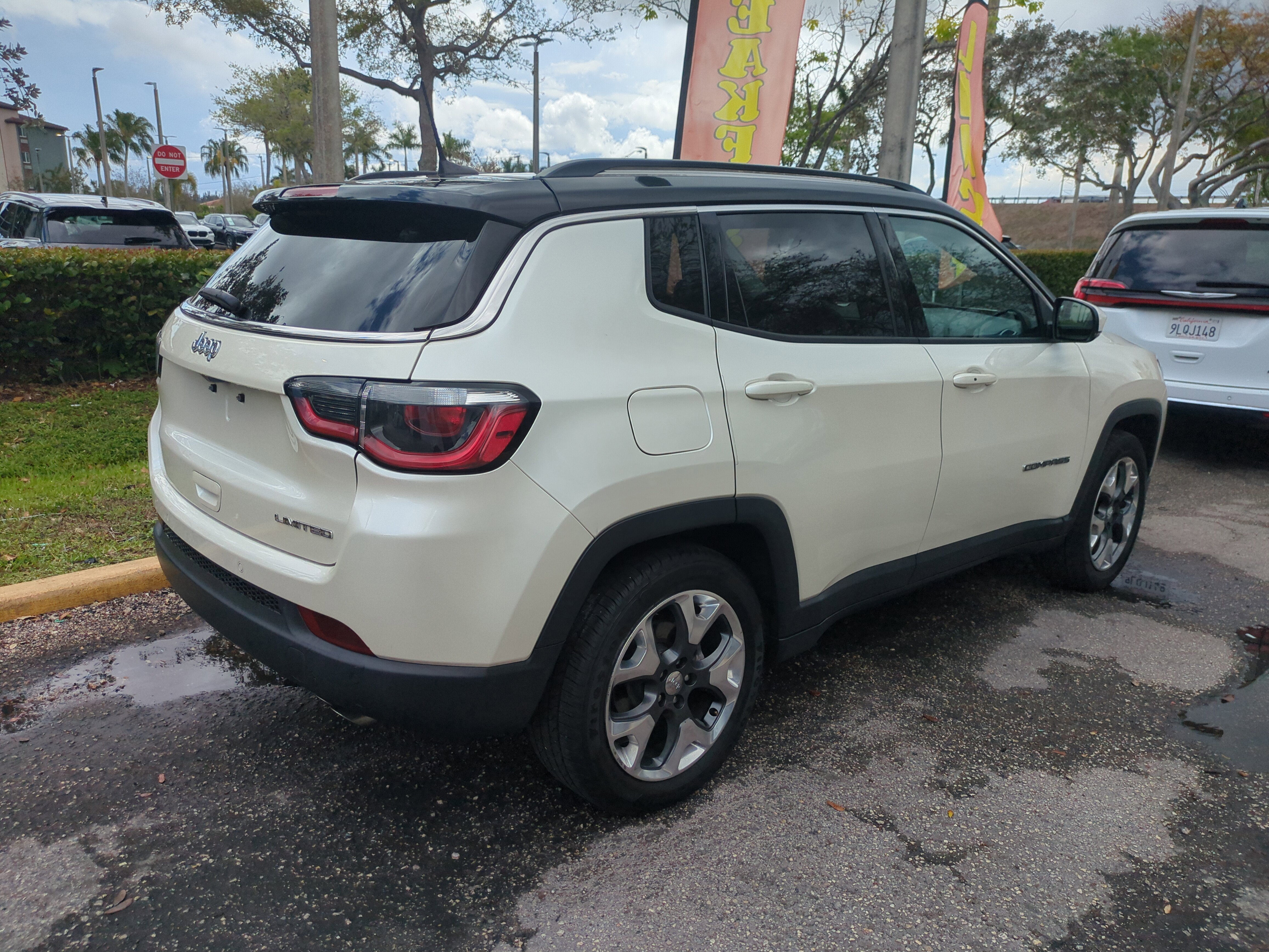 Certified 2018 Jeep Compass Limited w/ Navigation Group image 5