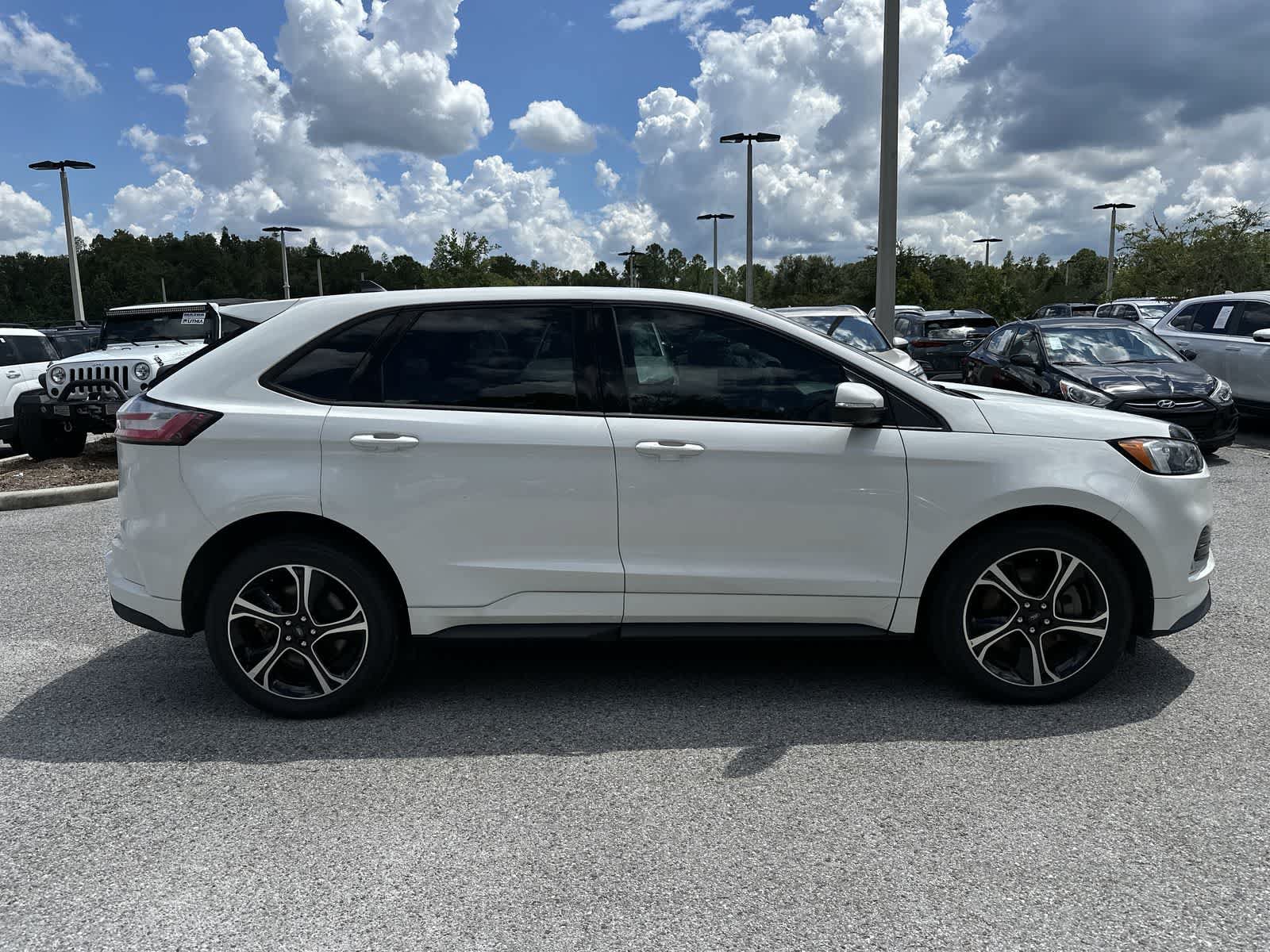 Used 2022 Ford Edge ST AWD/4WD image 10