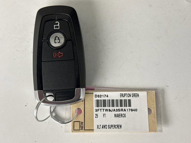 Used 2025 Ford Maverick XLT w/ Equipment Group 302A image 19