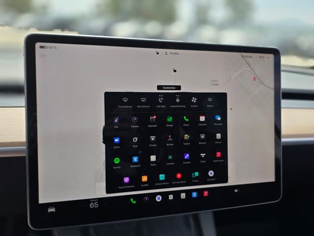 Used 2024 Tesla Model Y Long Range image 28