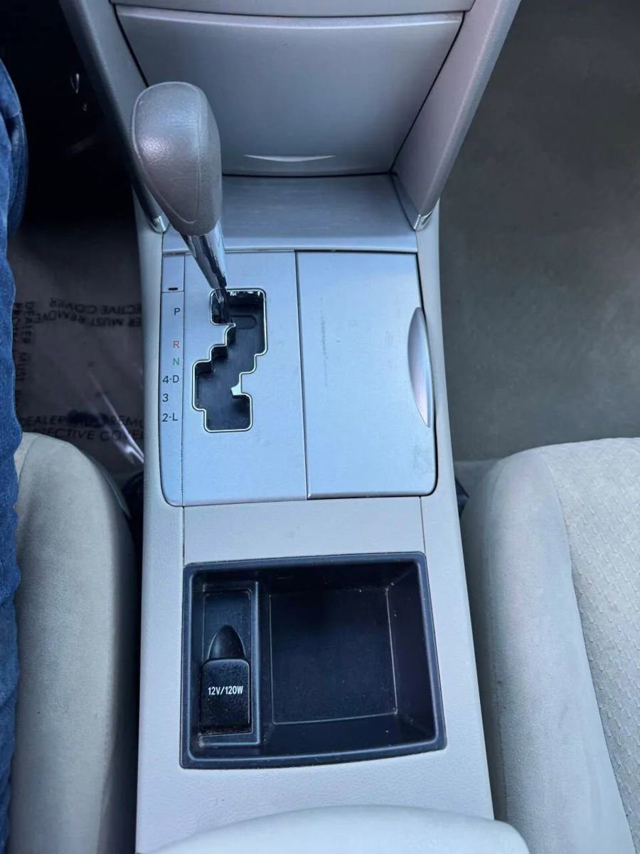 Used 2007 Toyota Camry LE FWD image 3