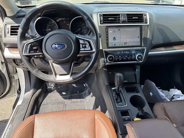 Used 2018 Subaru Outback 2.5i Touring image 18