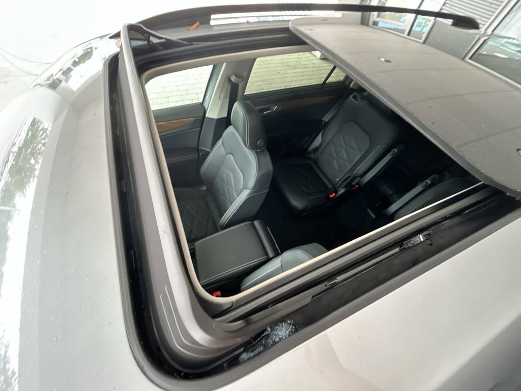 New 2026 Volkswagen Atlas SE image 42