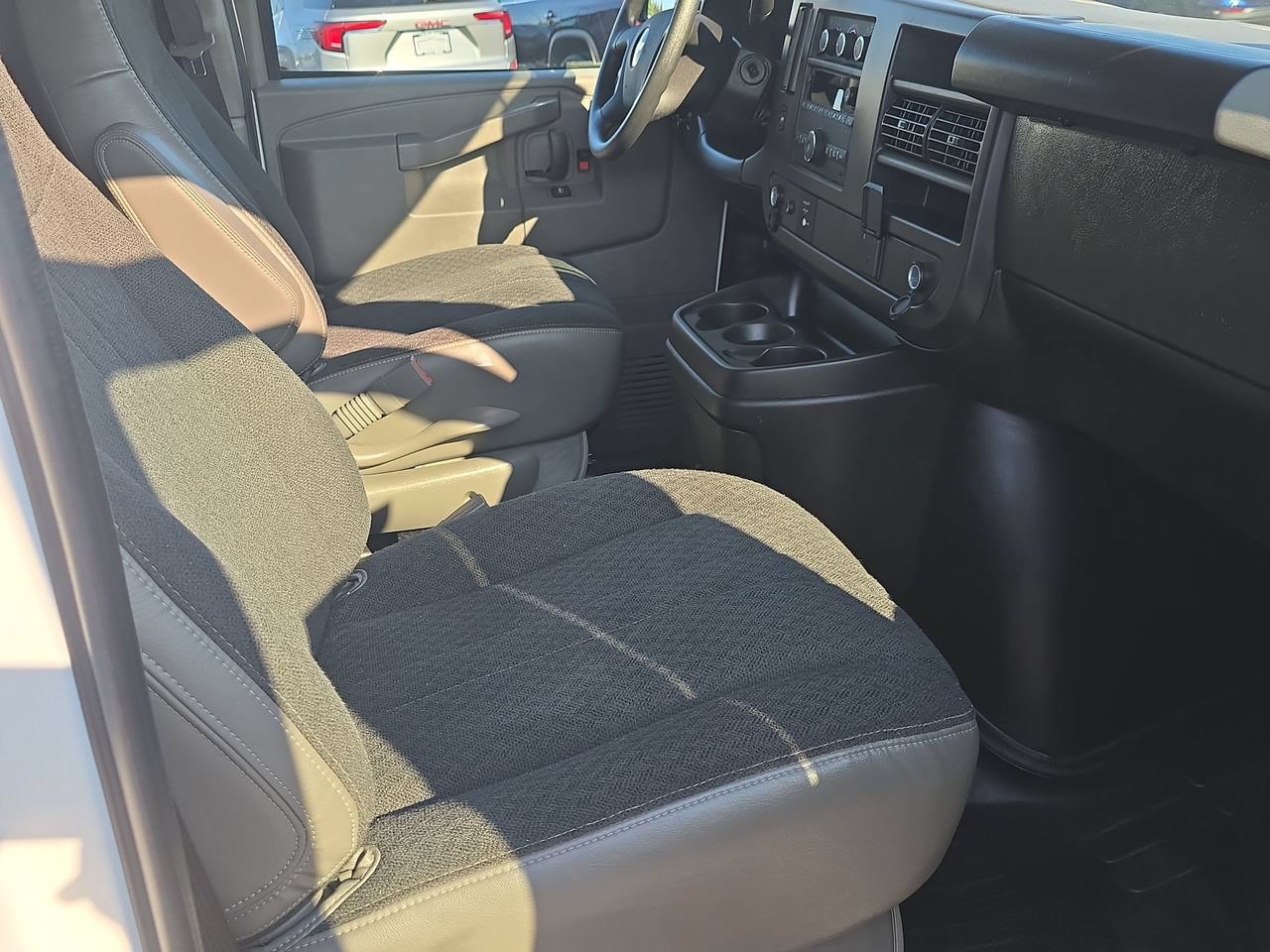 Certified 2025 Chevrolet Express 2500 w/ Driver Convenience Package RWD image 25