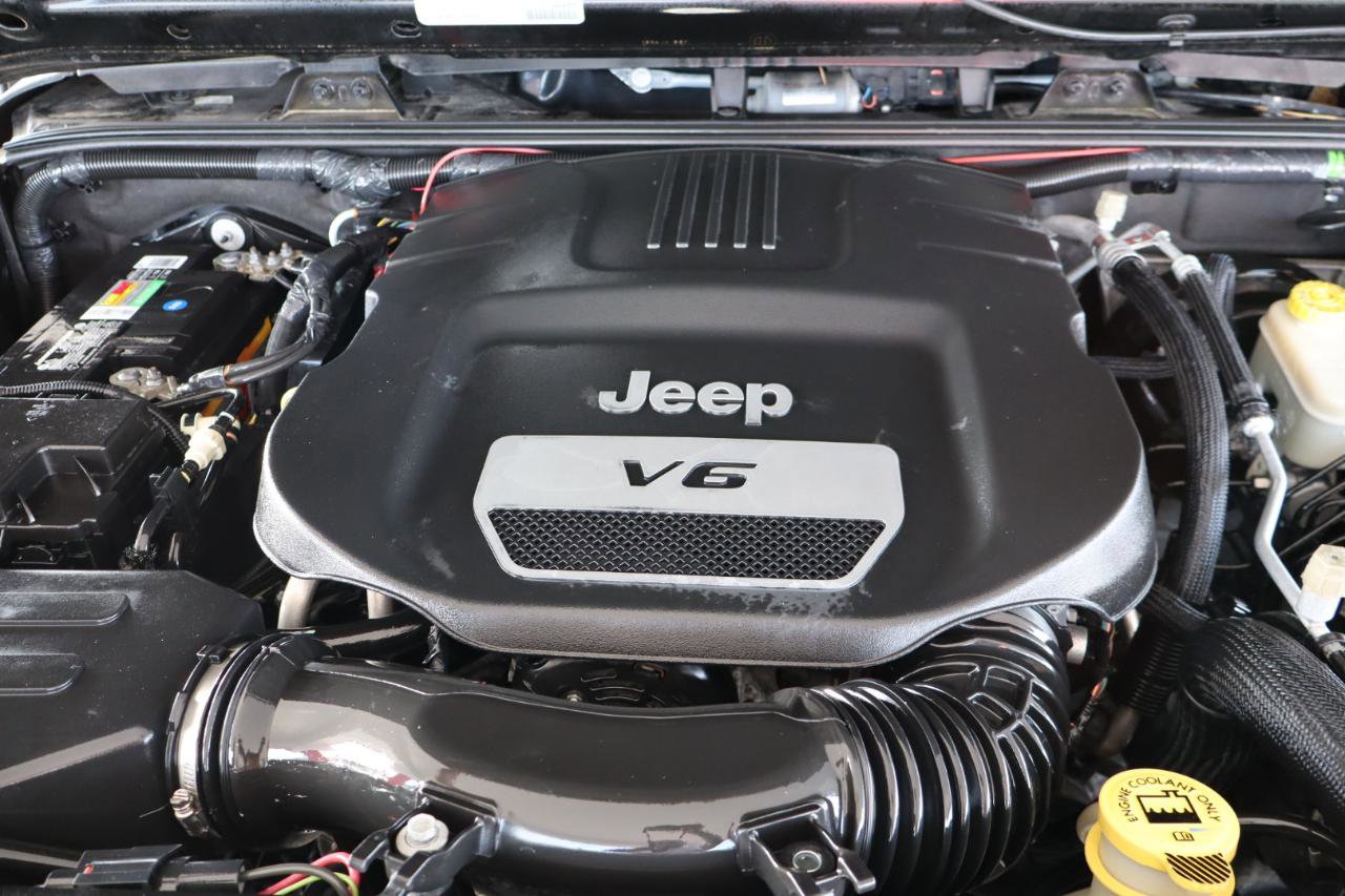 Used 2016 Jeep Wrangler Unlimited Sport image 37