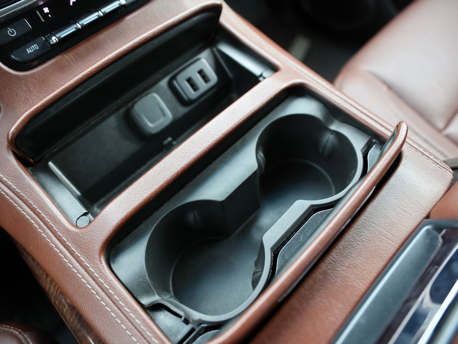 Used 2019 Chevrolet Tahoe Premier image 37