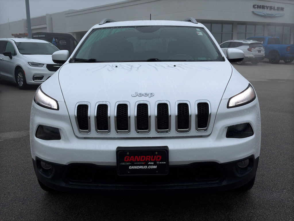 Used 2017 Jeep Cherokee Latitude w/ Comfort/Convenience Group image 3