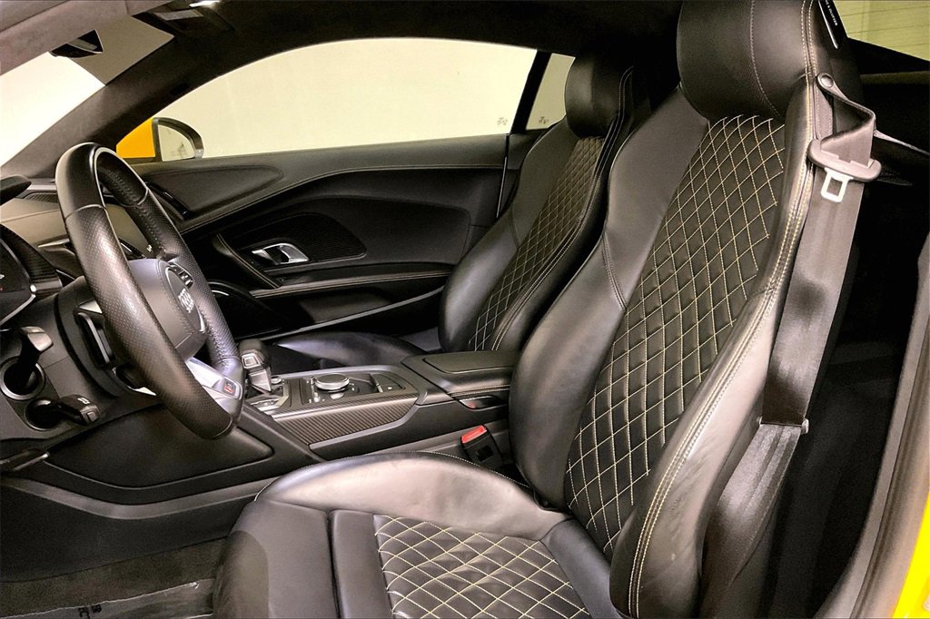 Used 2017 Audi R8 V10 image 8