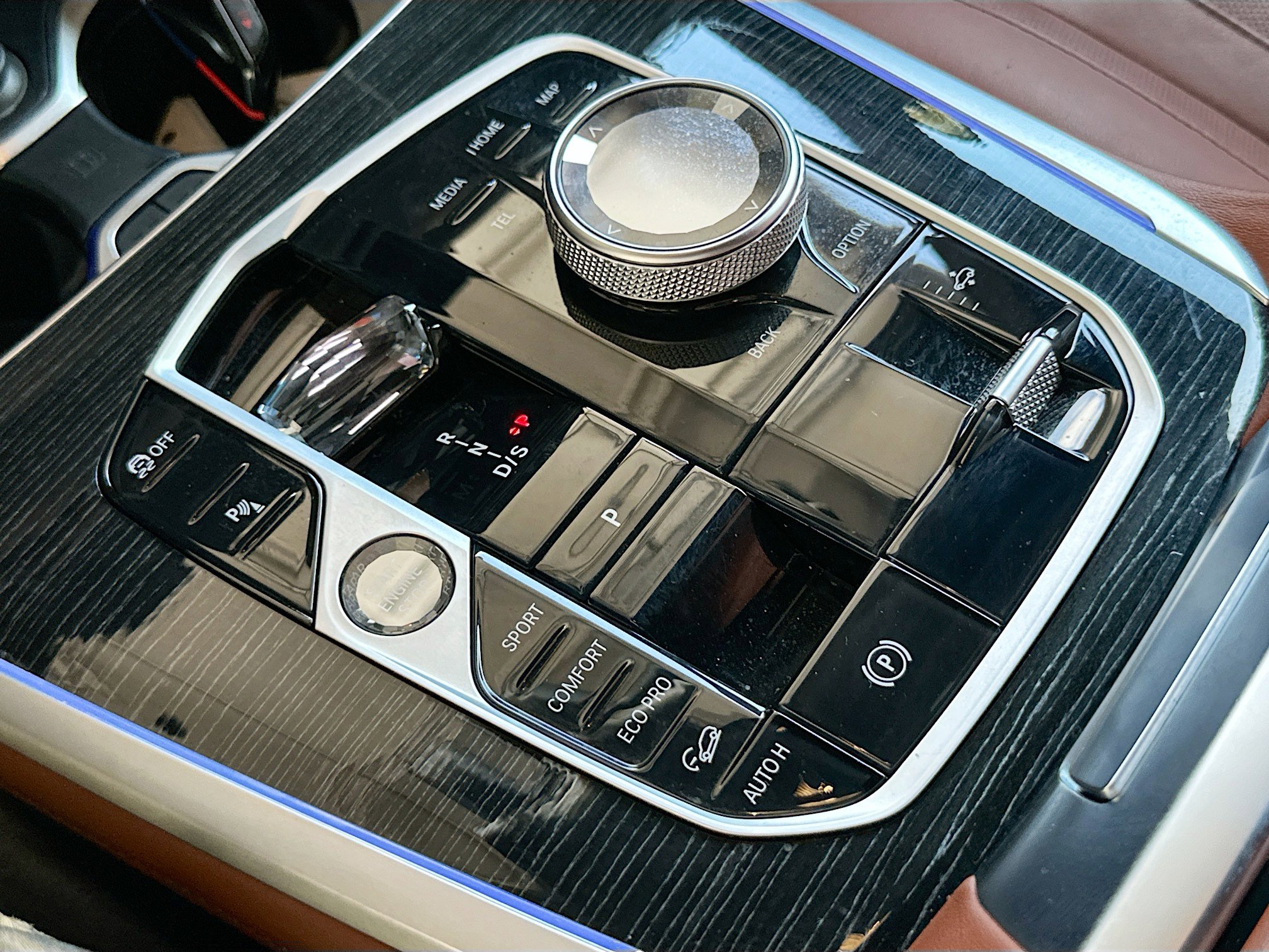 Certified 2024 BMW X7 M60i w/ Executive Package image 17