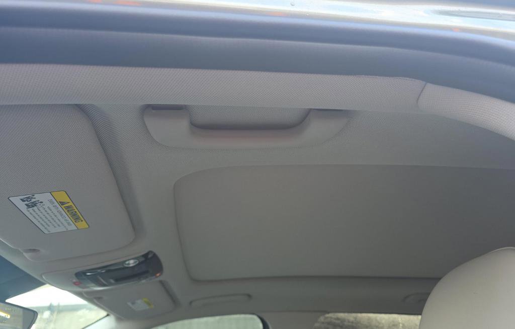 Used 2025 Kia Sorento SX image 11