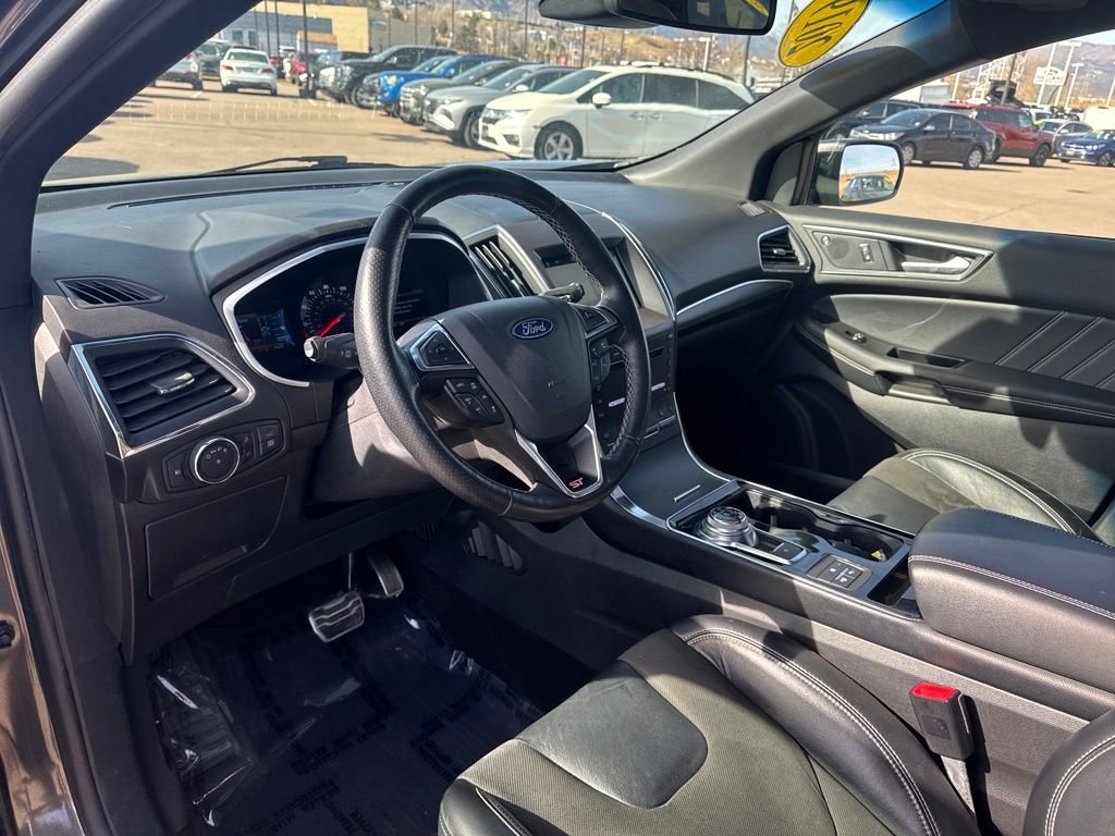 Used 2019 Ford Edge ST w/ Equipment Group 401A image 18
