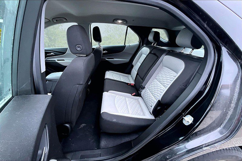 Used 2021 Chevrolet Equinox LS AWD/4WD image 21