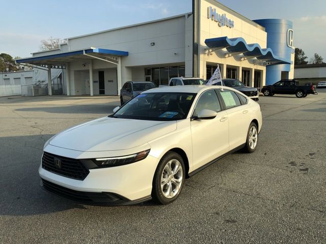 Certified 2023 Honda Accord LX image 4