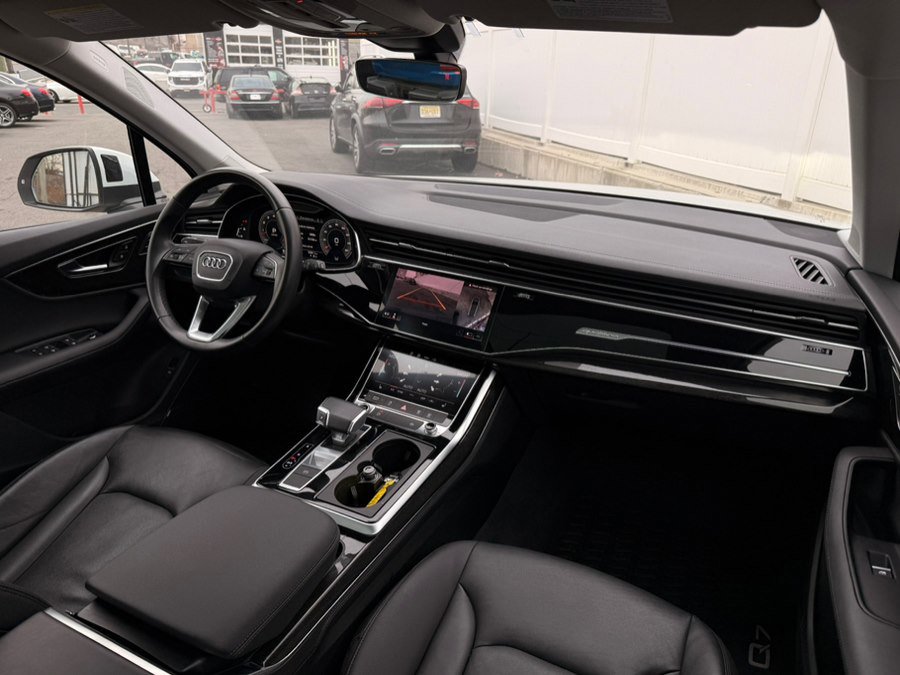 Used 2023 Audi Q7 3.0T Premium Plus image 22