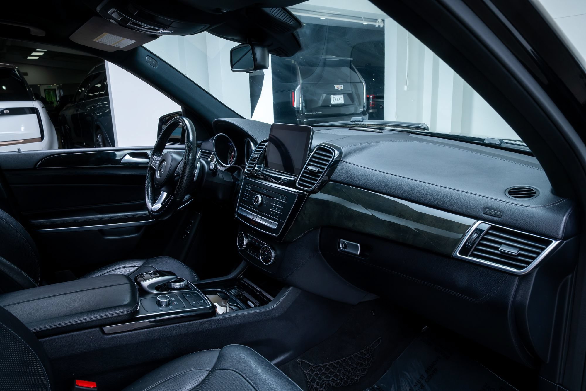 Used 2018 Mercedes-Benz GLS 550 4MATIC image 27