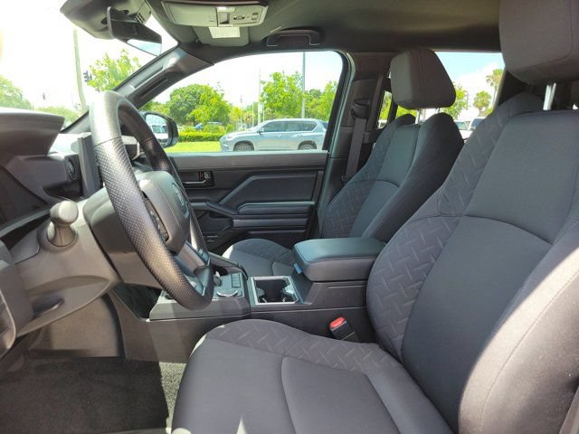 Used 2025 Toyota Tacoma SR5 RWD image 18