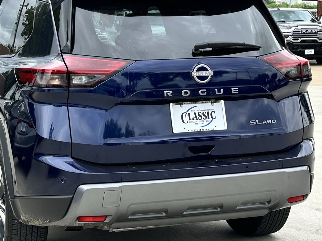 Used 2026 Nissan Rogue SL AWD/4WD image 6
