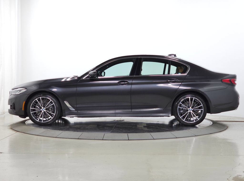 Used 2023 BMW 540i xDrive w/ Premium Package AWD/4WD image 4