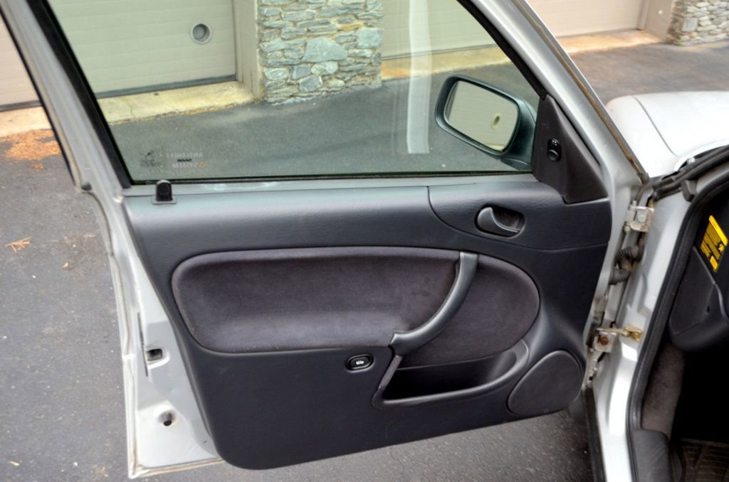 Used 1997 Saab 900 S FWD image 25