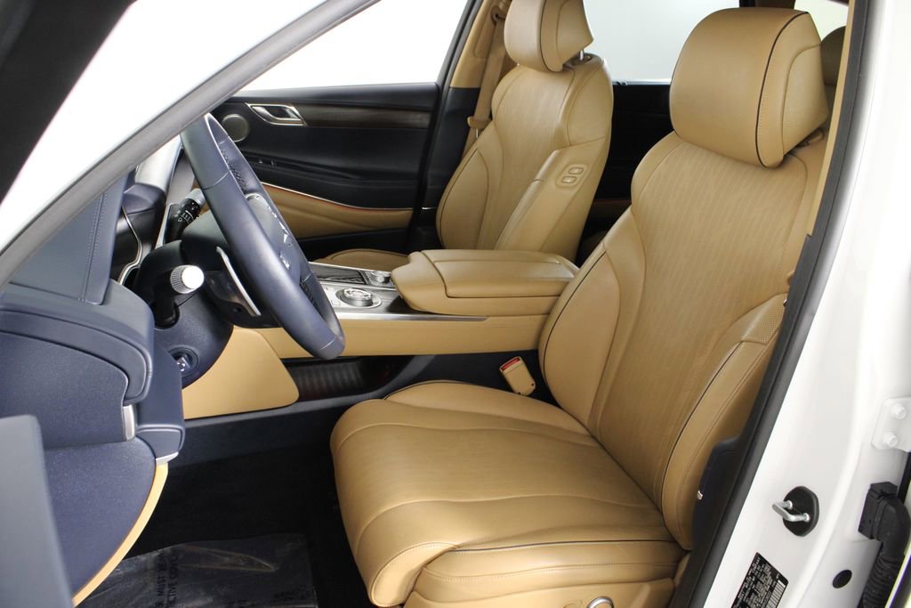 Used 2023 Genesis GV80 2.5T w/ Prestige 20" Package image 18