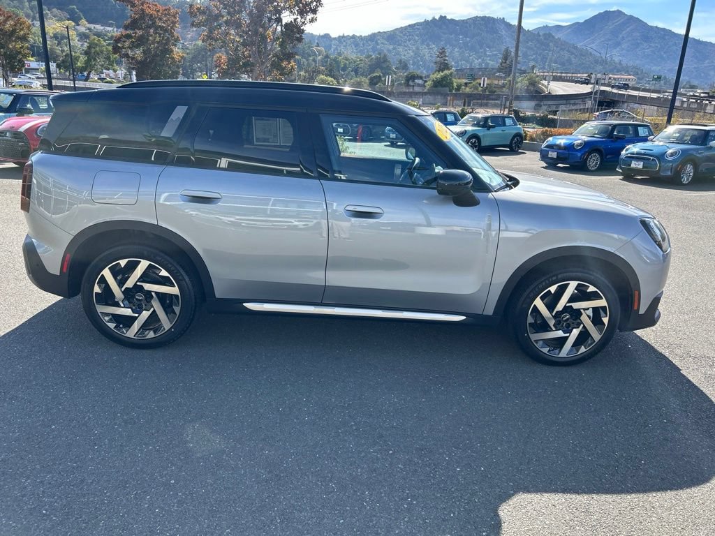 Used 2025 MINI Cooper Countryman S AWD/4WD image 6