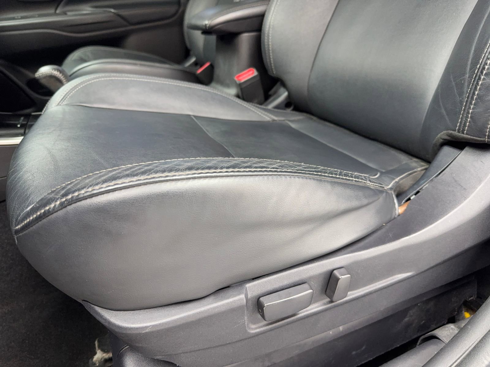 Used 2019 Mitsubishi Outlander SEL image 33