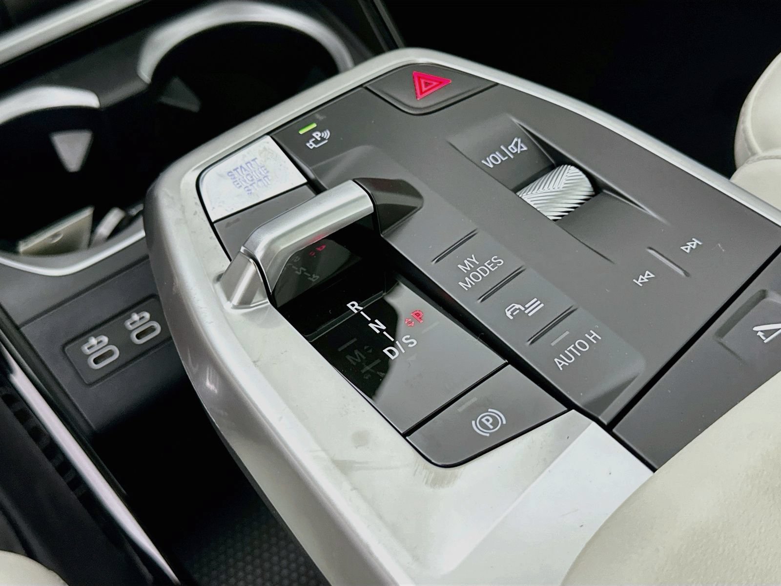 New 2027 BMW X1 xDrive28i AWD/4WD image 27