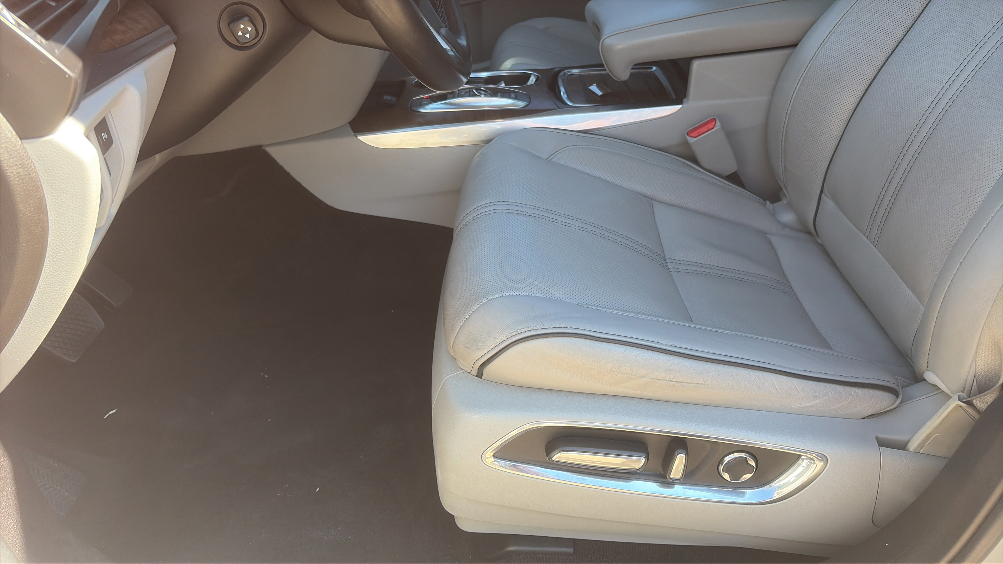 Used 2020 Acura MDX w/ Advance Package AWD/4WD image 25