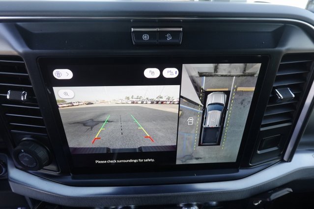 New 2025 Ford F250 Platinum image 6