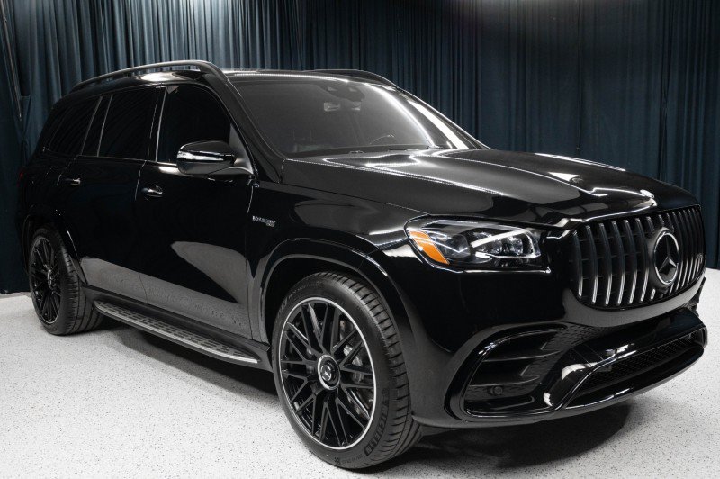 New 2026 Mercedes-Benz GLS 63 AMG 4MATIC image 3