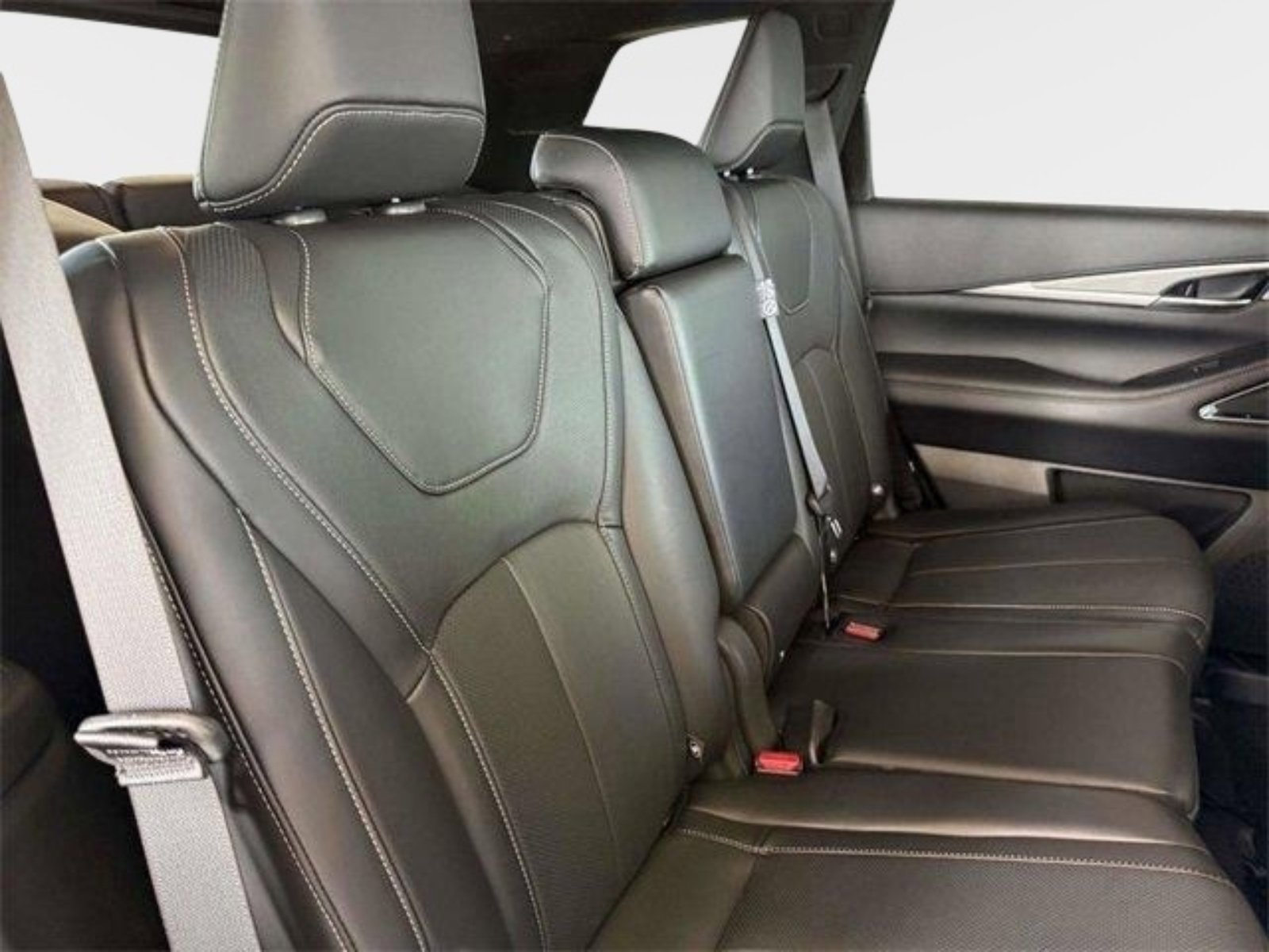 Used 2025 INFINITI QX60 Luxe image 93